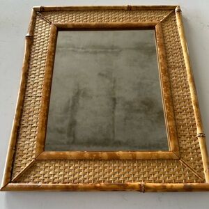 Mirror Vintage Natural Bamboo Wall Mirror
12 x 14 inches